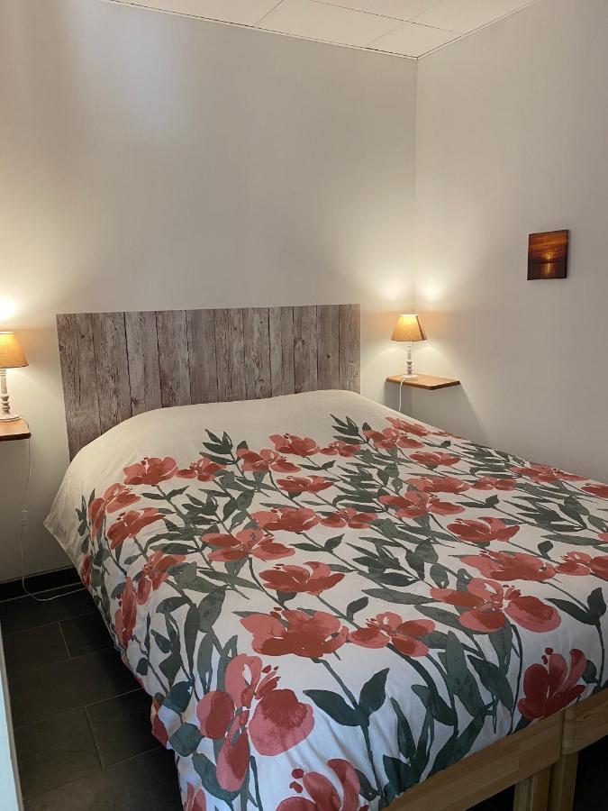 Rez-De-Villa Proche De La Mer - Villa Temana Saint-Cyr-sur-Mer Kültér fotó