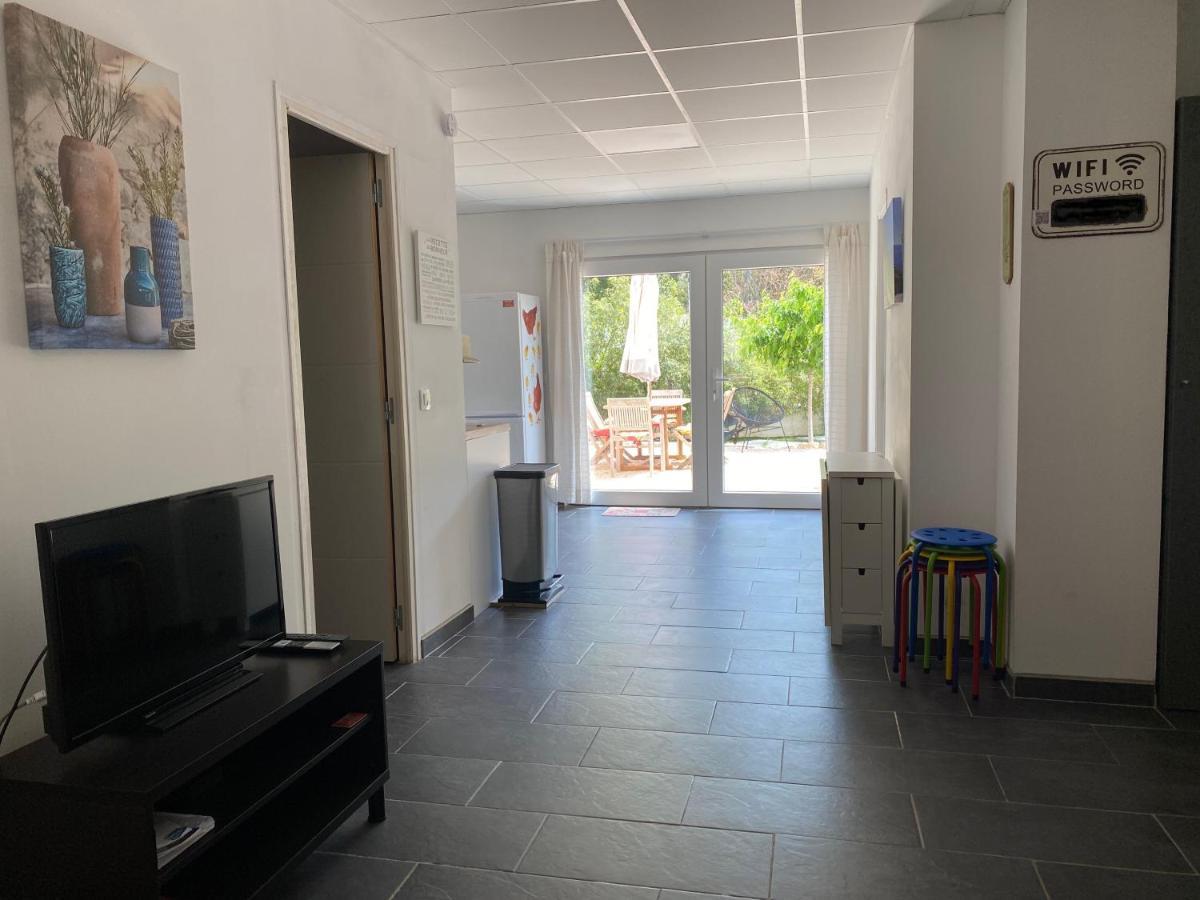 Rez-De-Villa Proche De La Mer - Villa Temana Saint-Cyr-sur-Mer Kültér fotó